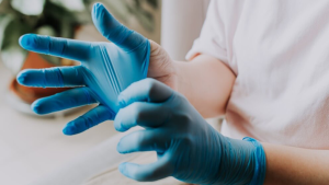 Melody Salehzadeh spearheads glove recycling program to address pandemic-related plastic waste